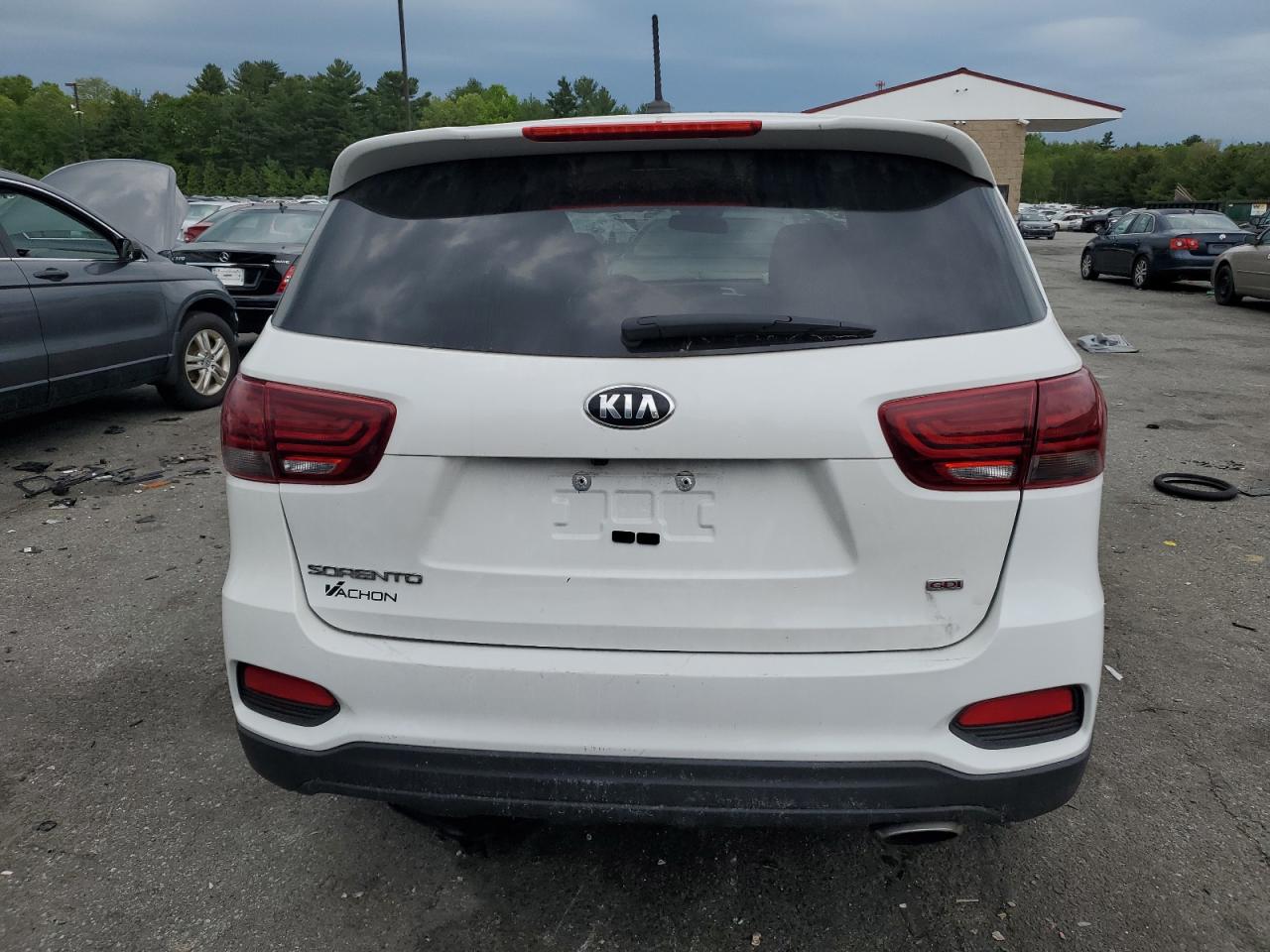 2019 Kia Sorento L vin: 5XYPGDA38KG540364