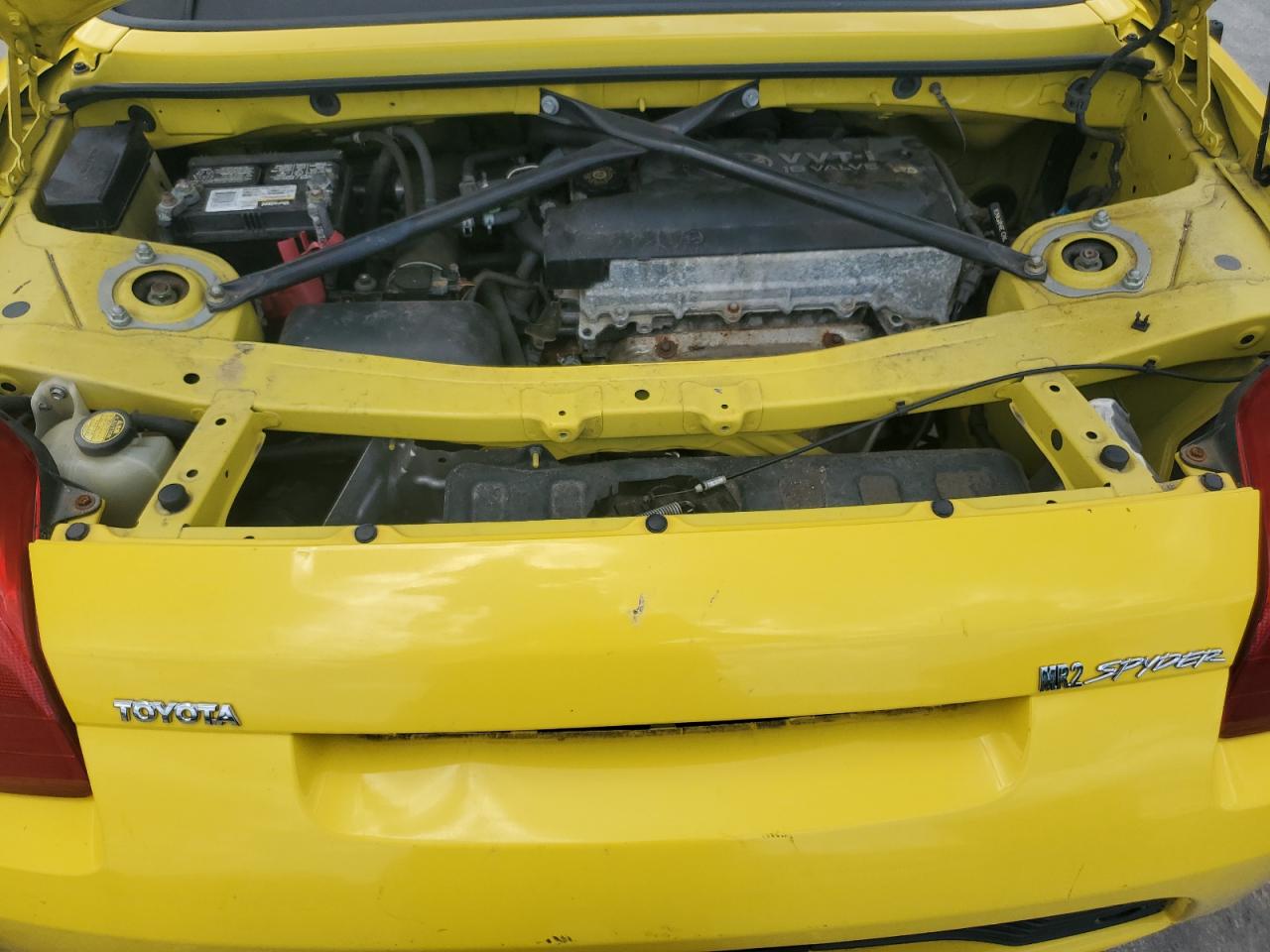 JTDFR3206Y0008338 2000 Toyota Mr2 Spyder