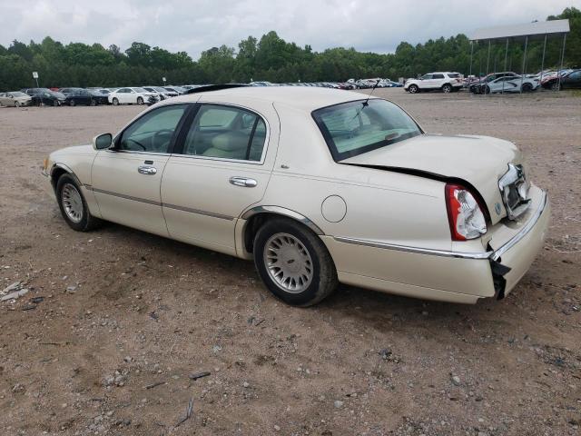 2000 Lincoln Town Car Cartier VIN: 1LNHM83W2YY831840 Lot: 53397504