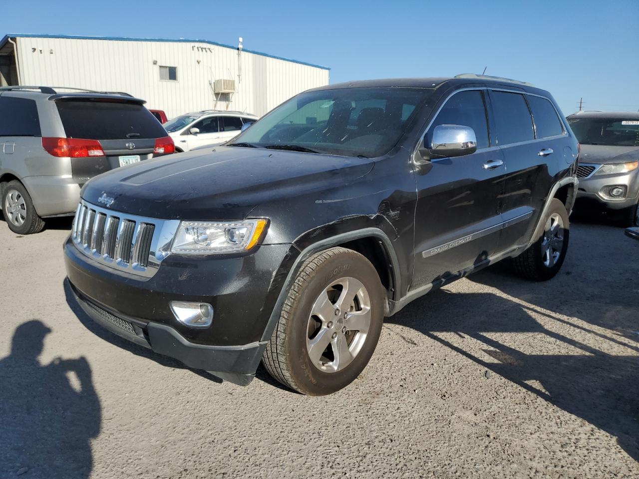 1C4RJEAG9CC195046 2012 Jeep Grand Cherokee Laredo