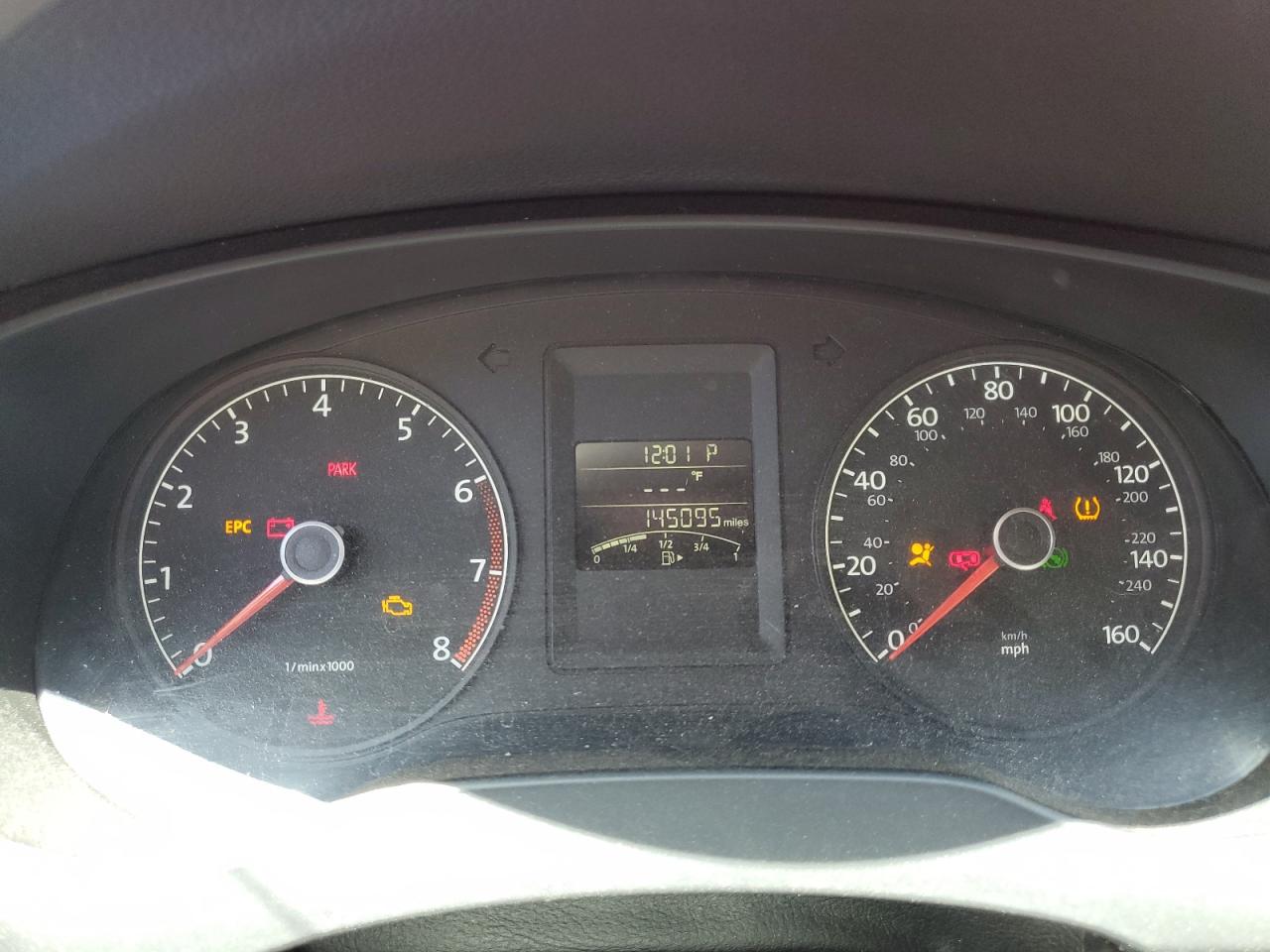 VOLKSWAGEN JETTA BASE