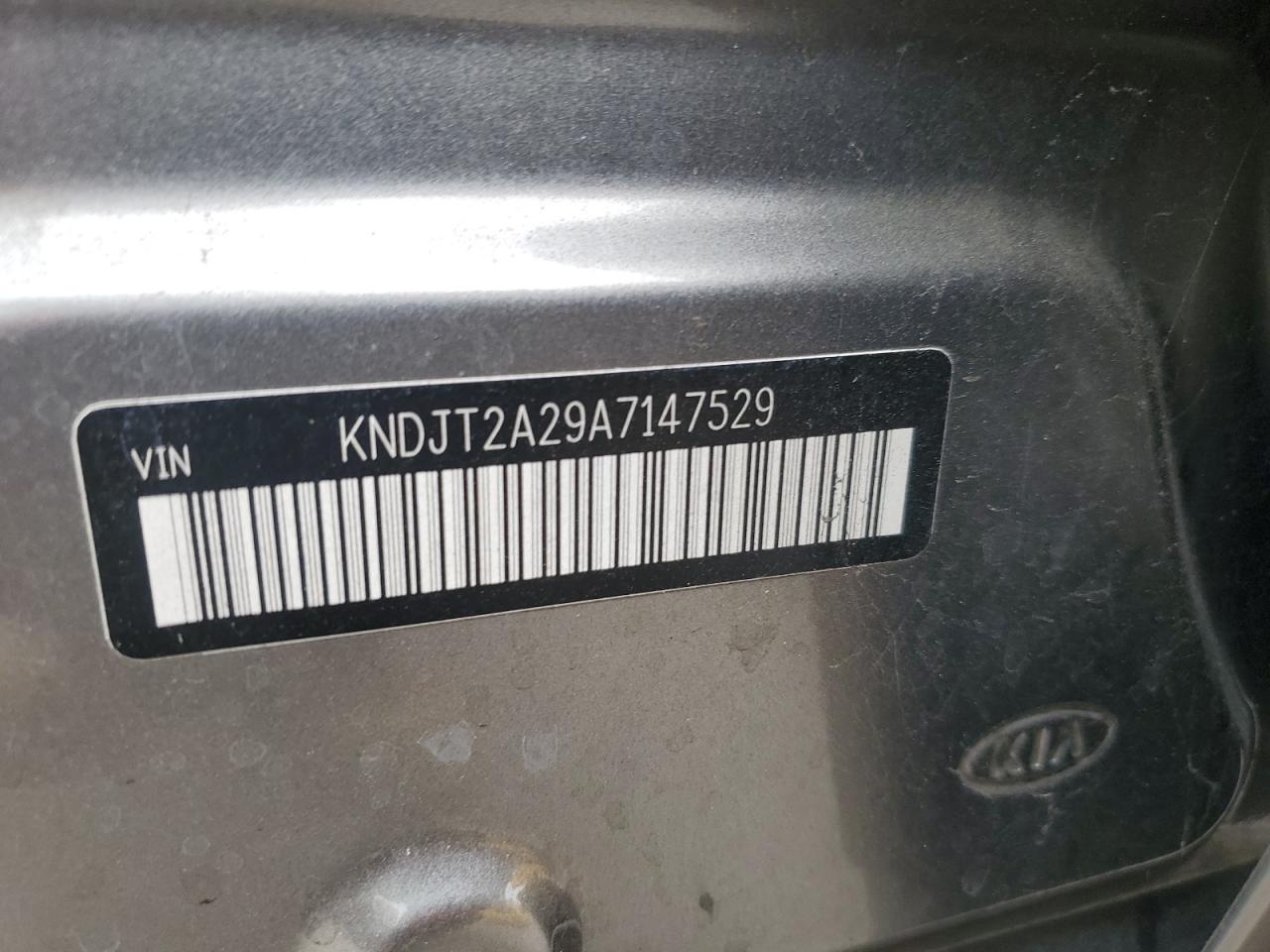 KNDJT2A29A7147529 2010 Kia Soul +