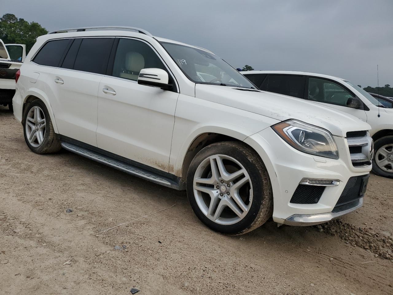 2013 Mercedes-Benz Gl 550 4Matic vin: 4JGDF7DE4DA215407