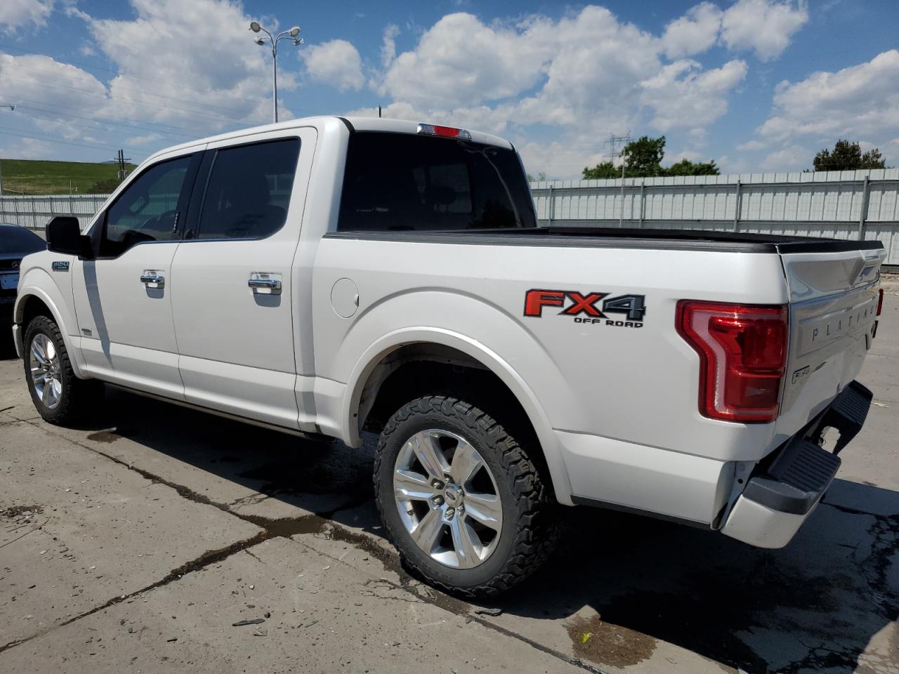 1FTEW1EG8FFA76510 2015 Ford F150 Supercrew