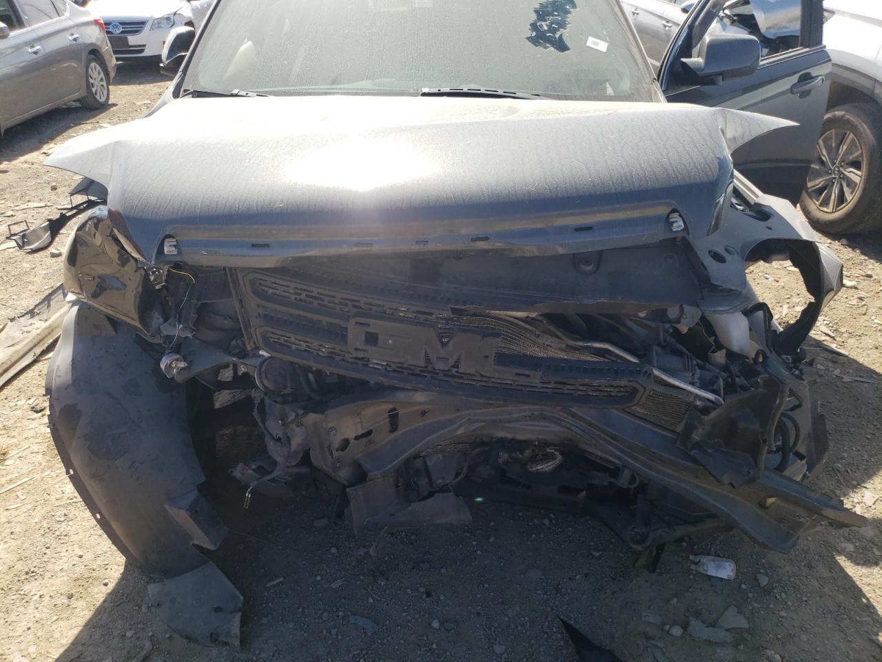 2GKFLTE30H6159646 2017 GMC Terrain Sle