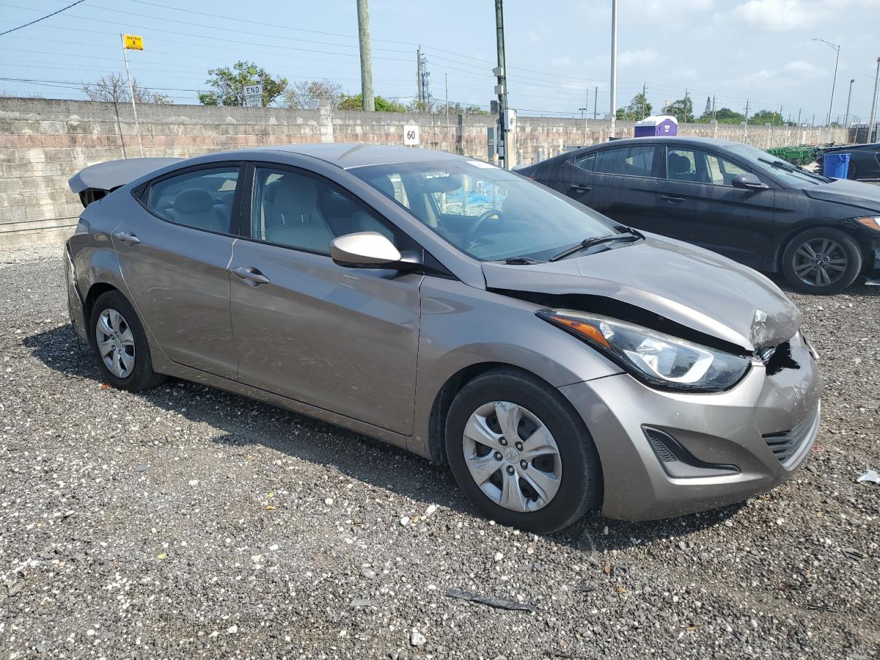 5NPDH4AEXGH754595 2016 Hyundai Elantra Se