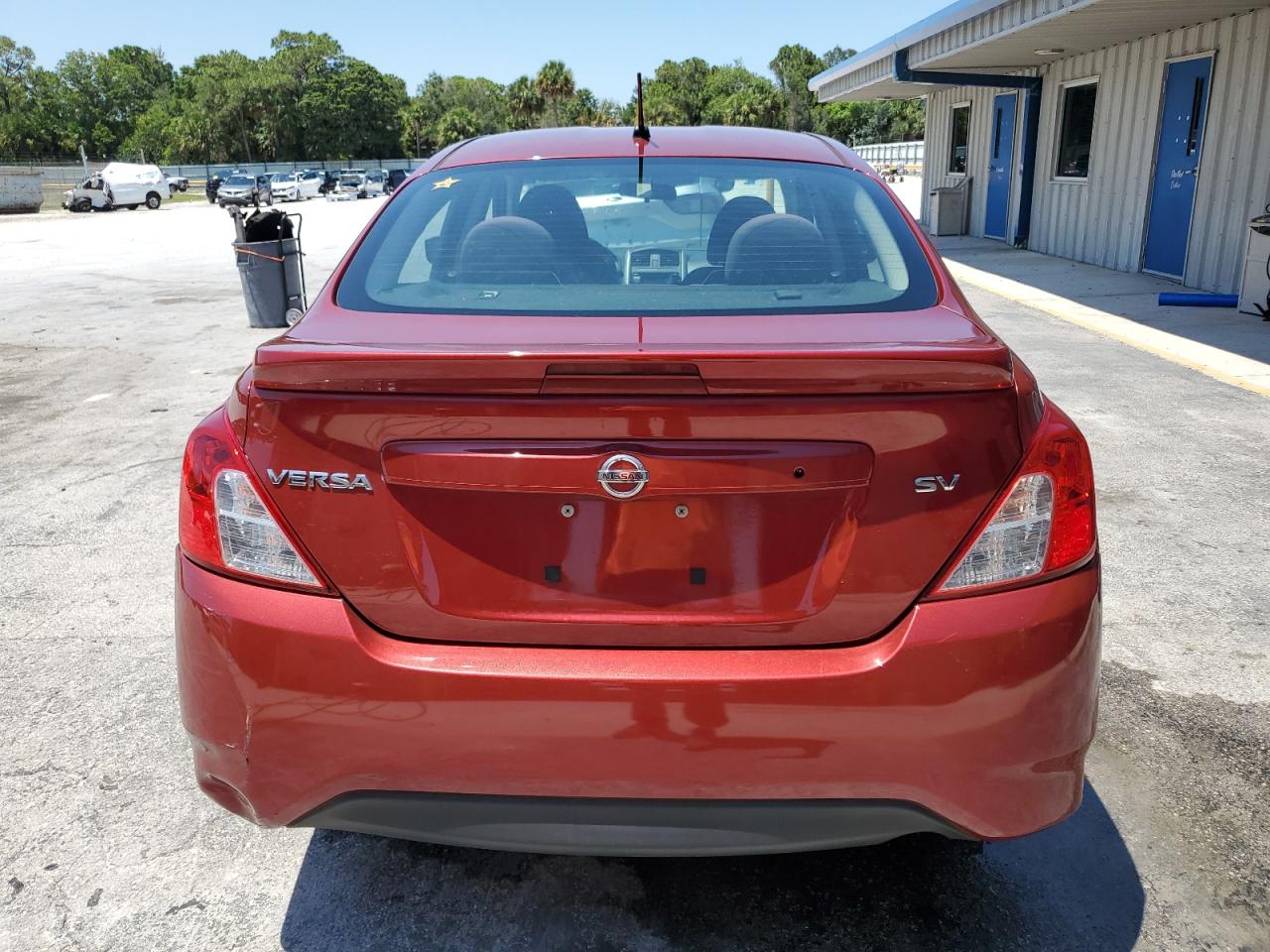 3N1CN7AP1JL833185 2018 Nissan Versa S