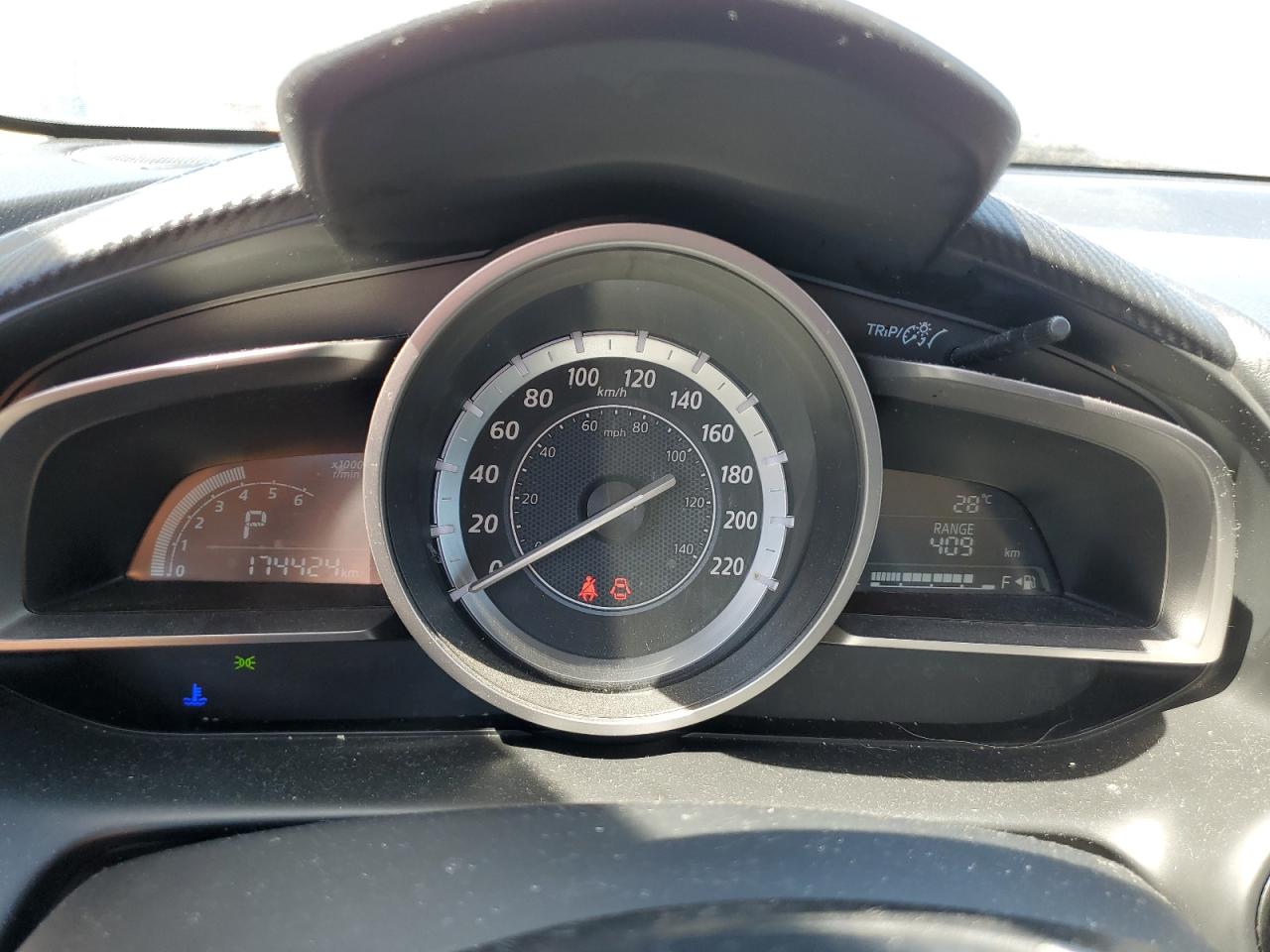 JM1DKBC71G0102398 2016 Mazda Cx-3 Touring