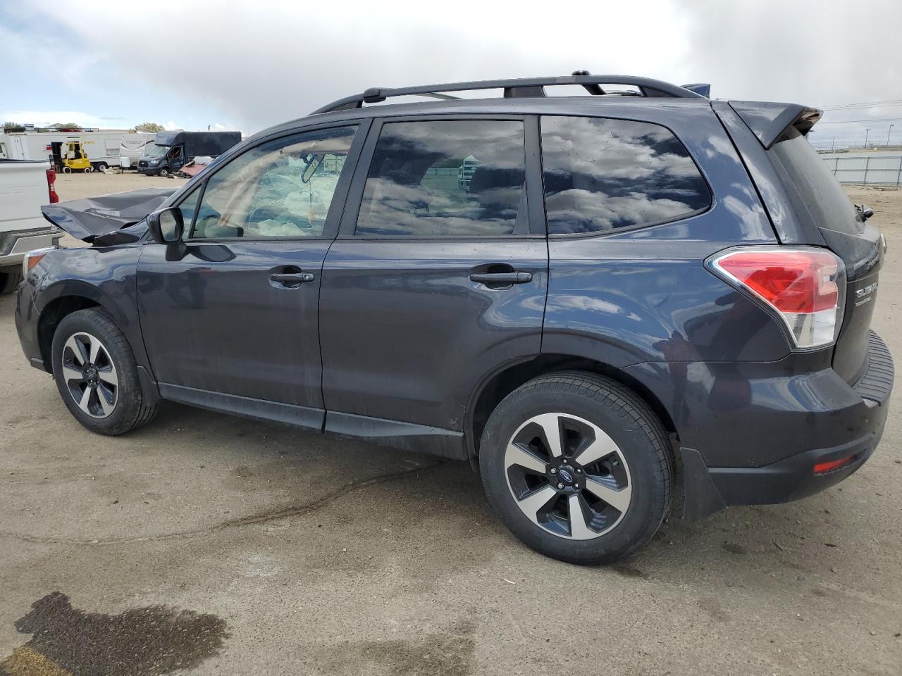 2017 Subaru Forester 2.5I Premium vin: JF2SJAGCXHH579380