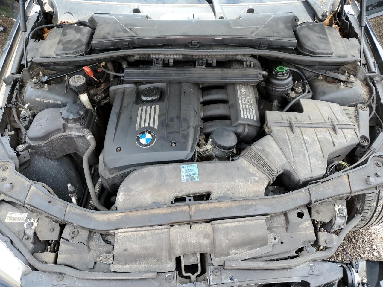 WBAPG7G57BNN18503 2011 BMW 323 I