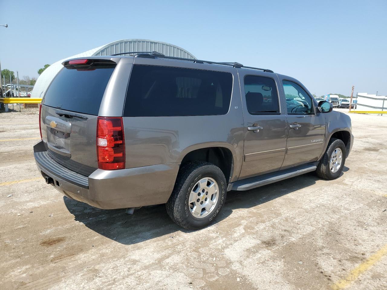 2013 Chevrolet Suburban K1500 Lt vin: 1GNSKJE7XDR115065