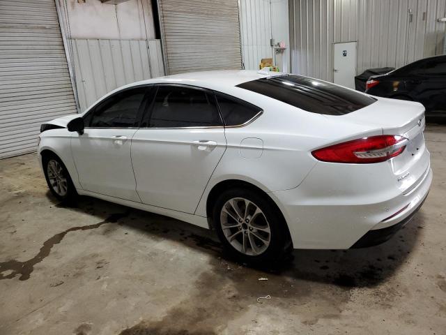 3FA6P0H74LR128923 Ford Fusion SE 2