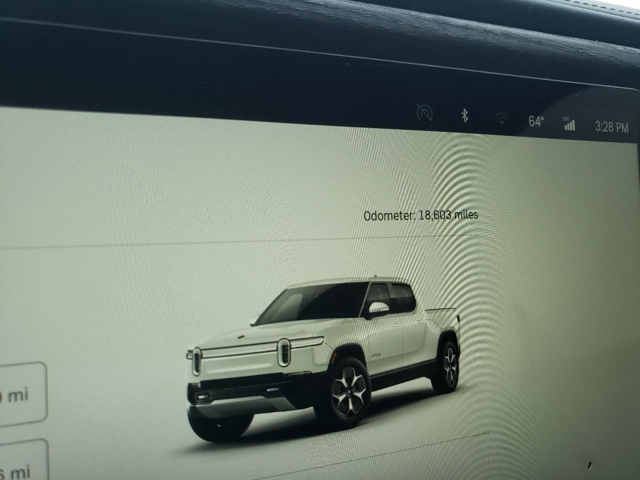 2022 Rivian R1T Adventure vin: 7FCTGAAAXNN015812