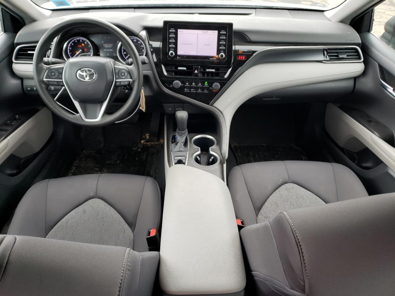 4T1C11BK7MU021680 2021 Toyota Camry Le