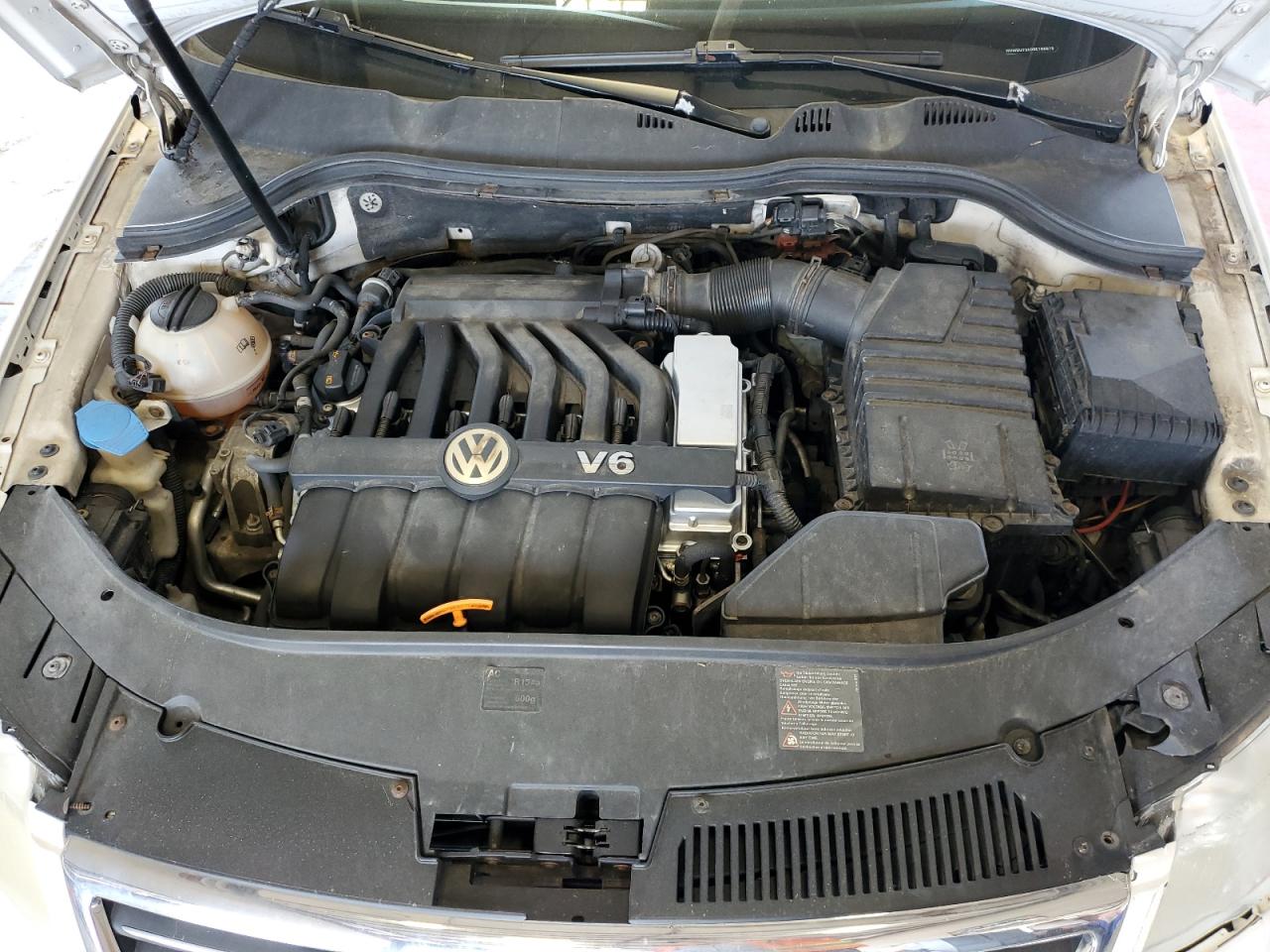 WVWDU73C08E186819 2008 Volkswagen Passat Vr6 4Motion