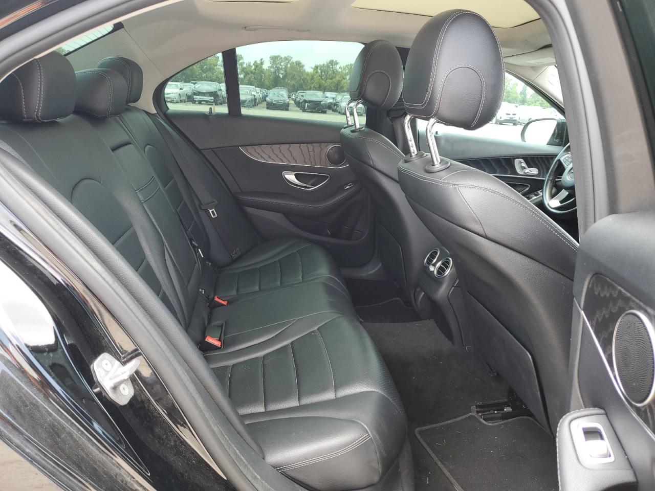 55SWF4JB5HU192012 2017 Mercedes-Benz C 300