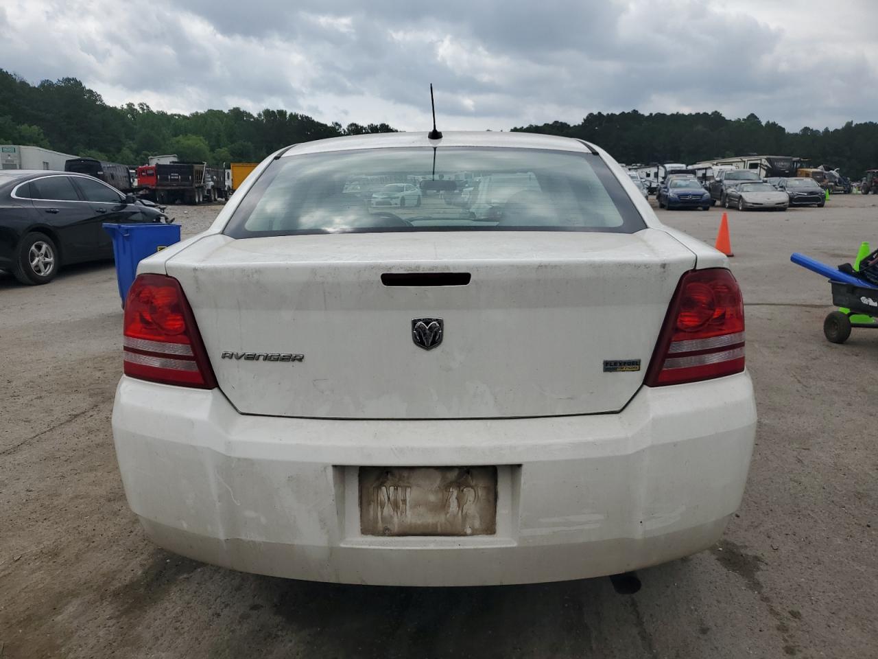 1B3LC46R08N242224 2008 Dodge Avenger Se