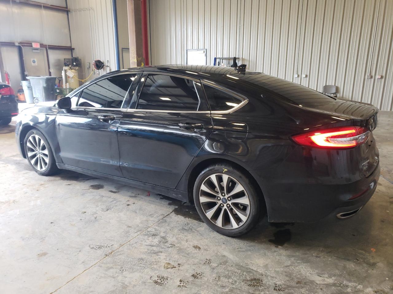 3FA6P0T94KR271202 2019 Ford Fusion Se