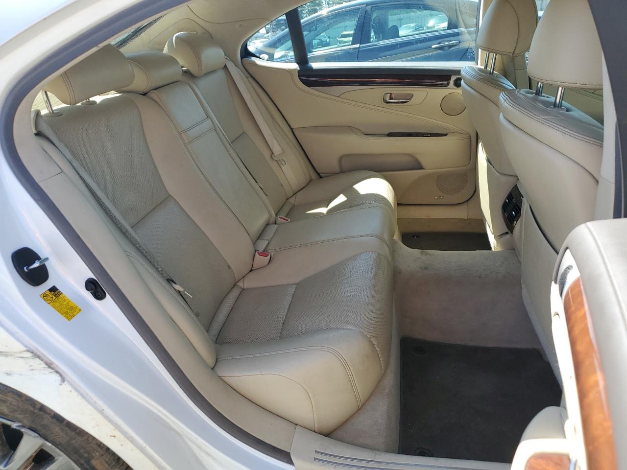 JTHGL5EF5E5052944 2014 Lexus Ls 460L