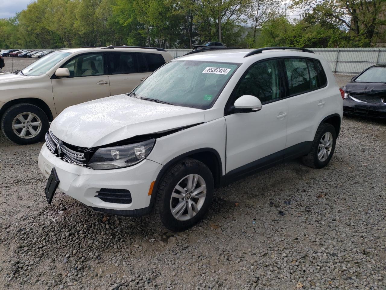 WVGBV7AX9FW610740 2015 Volkswagen Tiguan S