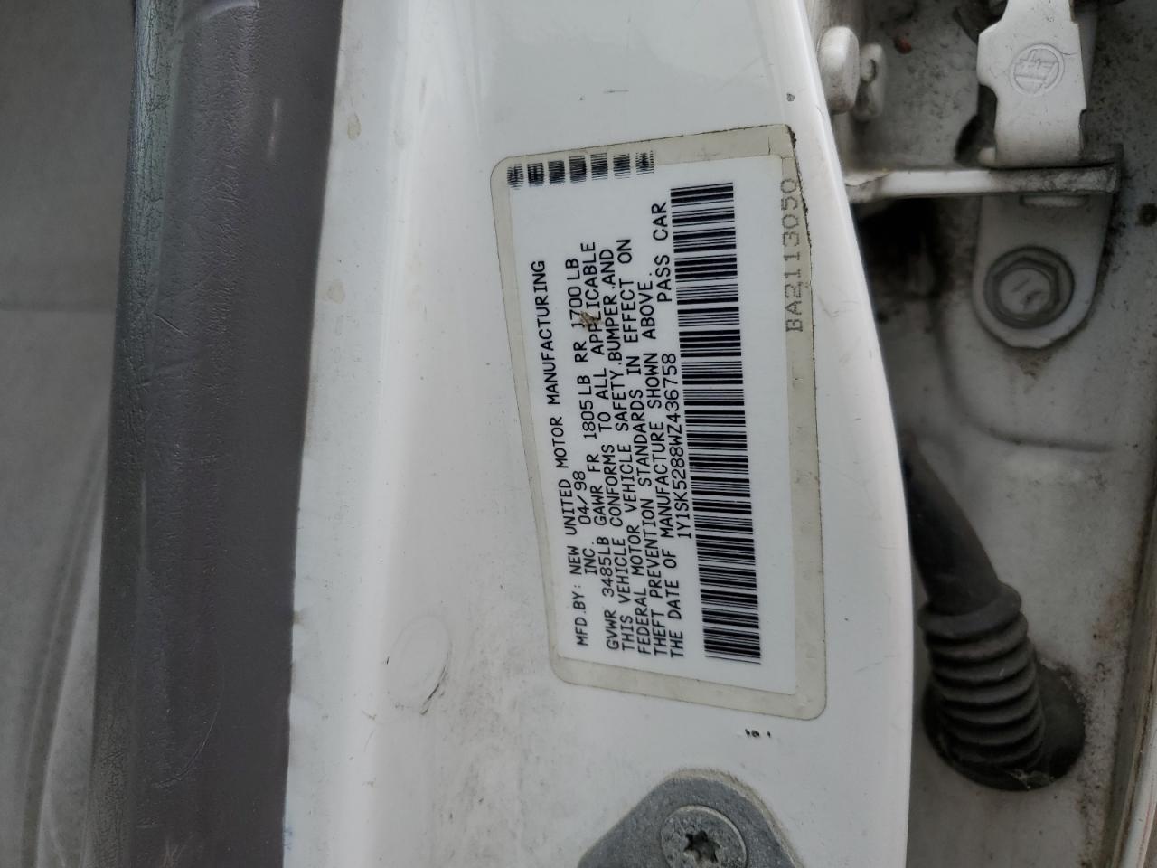 1Y1SK5288WZ436758 1998 Chevrolet Geo Prizm Base