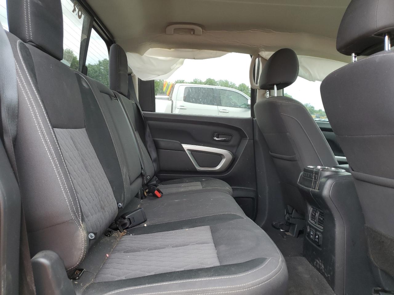 1N6AA1EF0MN518927 2021 Nissan Titan Sv