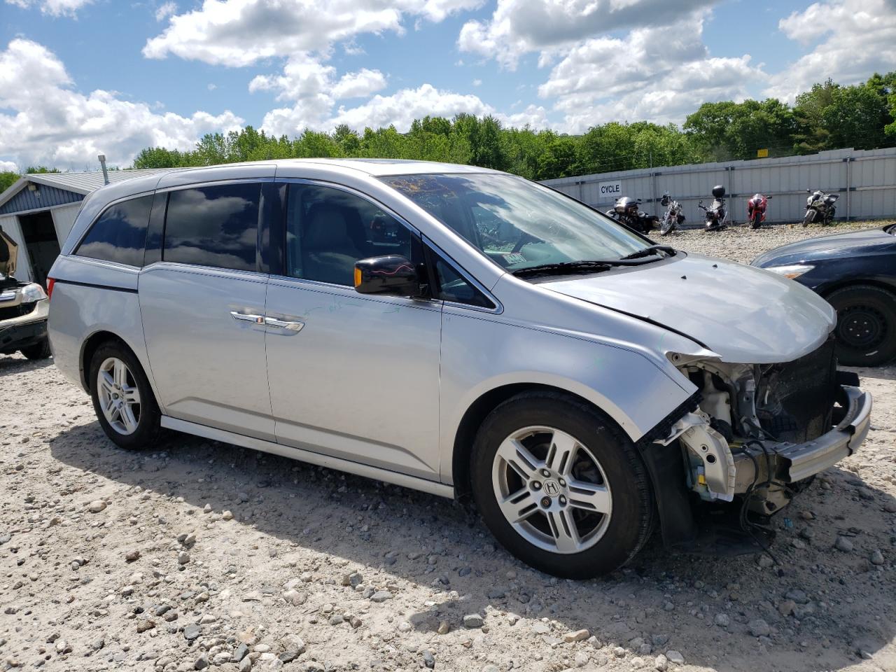 5FNRL5H98CB022848 2012 Honda Odyssey Touring