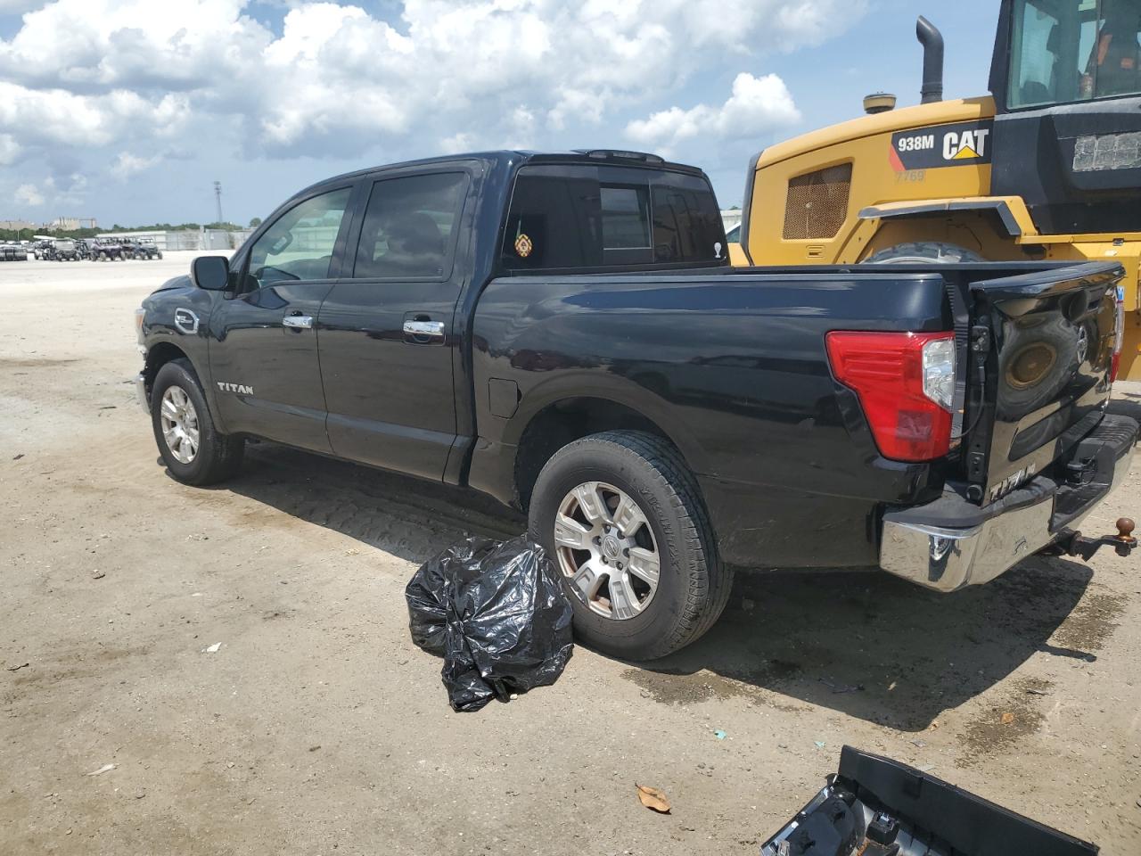 2017 Nissan Titan S vin: 1N6AA1EK1HN538672