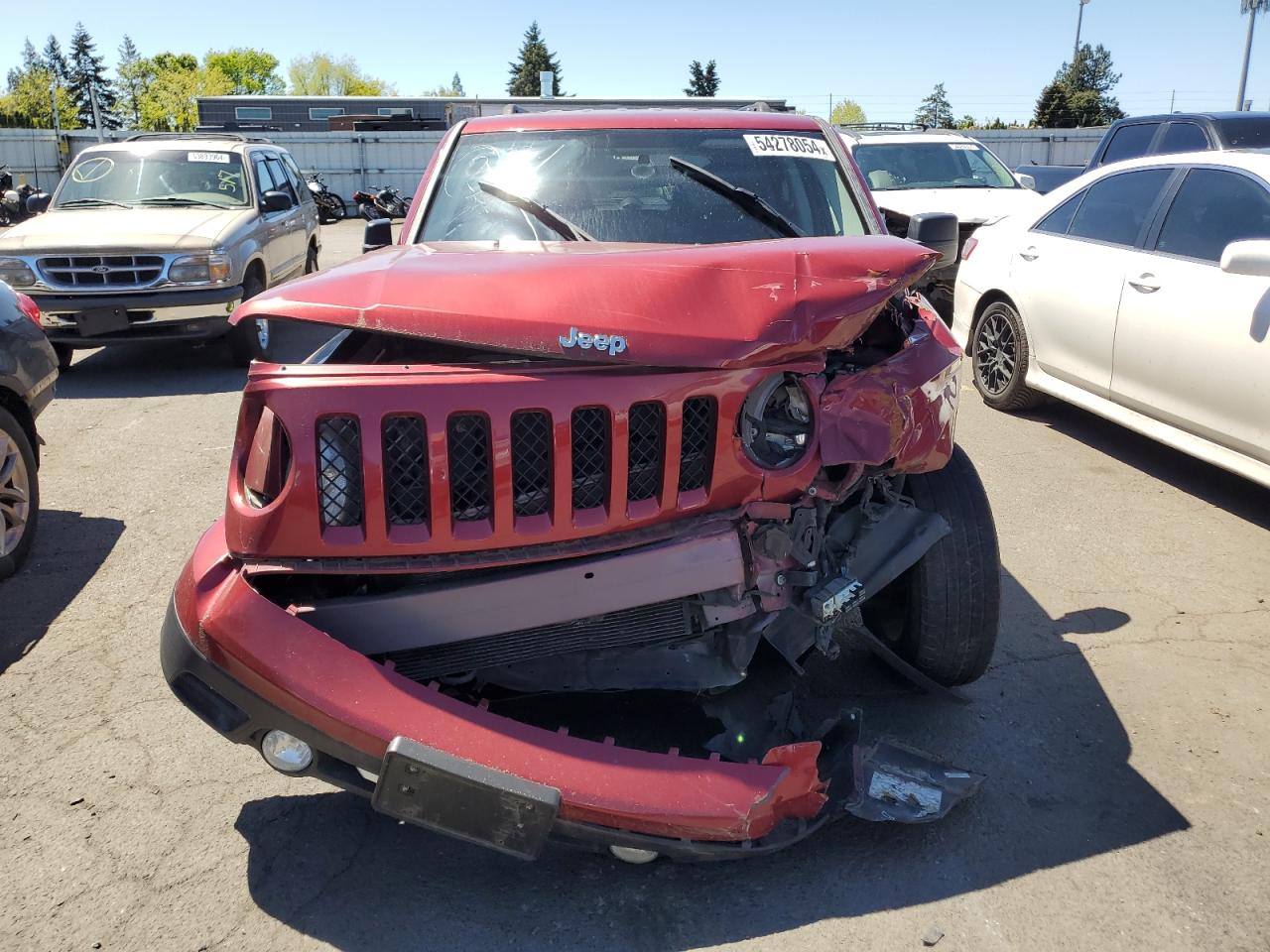 1C4NJPBB4ED604208 2014 Jeep Patriot Sport