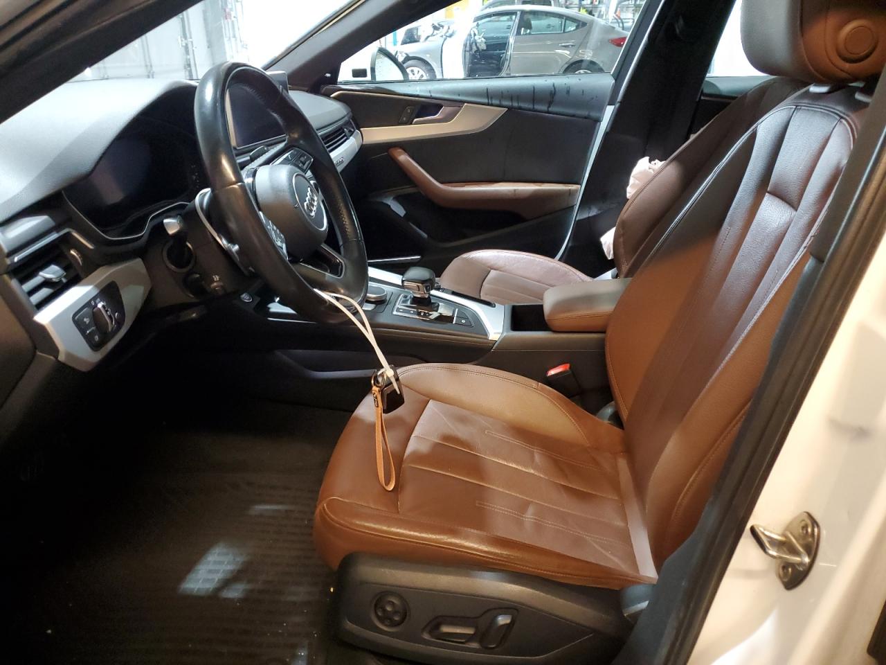 WAUENAF45HN033546 2017 Audi A4 Premium Plus