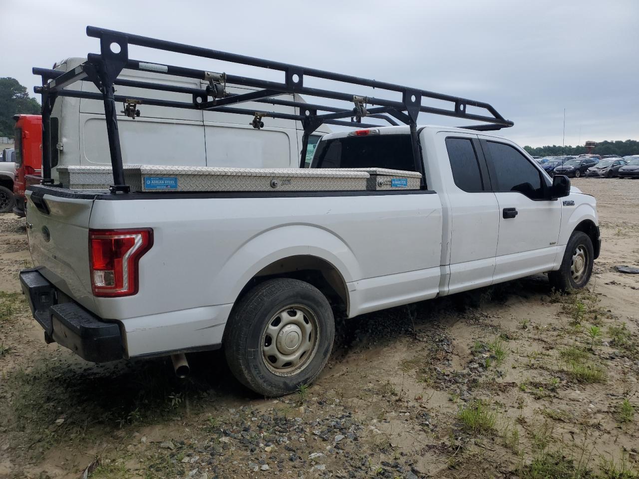 2016 Ford F150 Super Cab vin: 1FTFX1CG4GKF57478