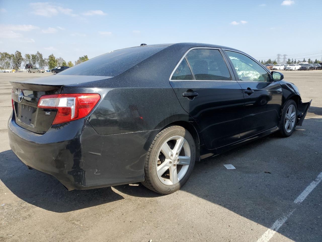 4T1BF1FK1EU811212 2014 Toyota Camry L