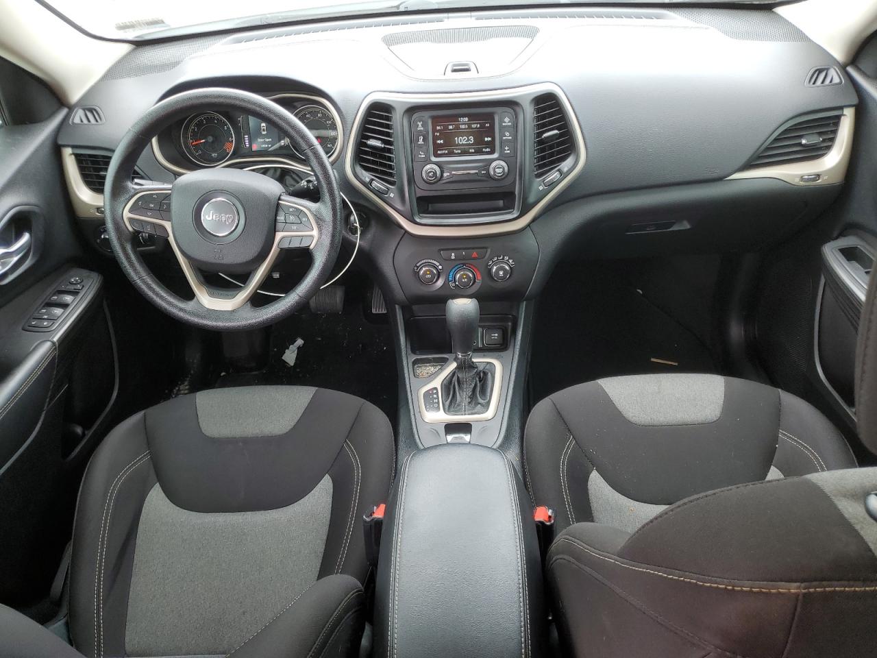 1C4PJLAB4FW732084 2015 Jeep Cherokee Sport