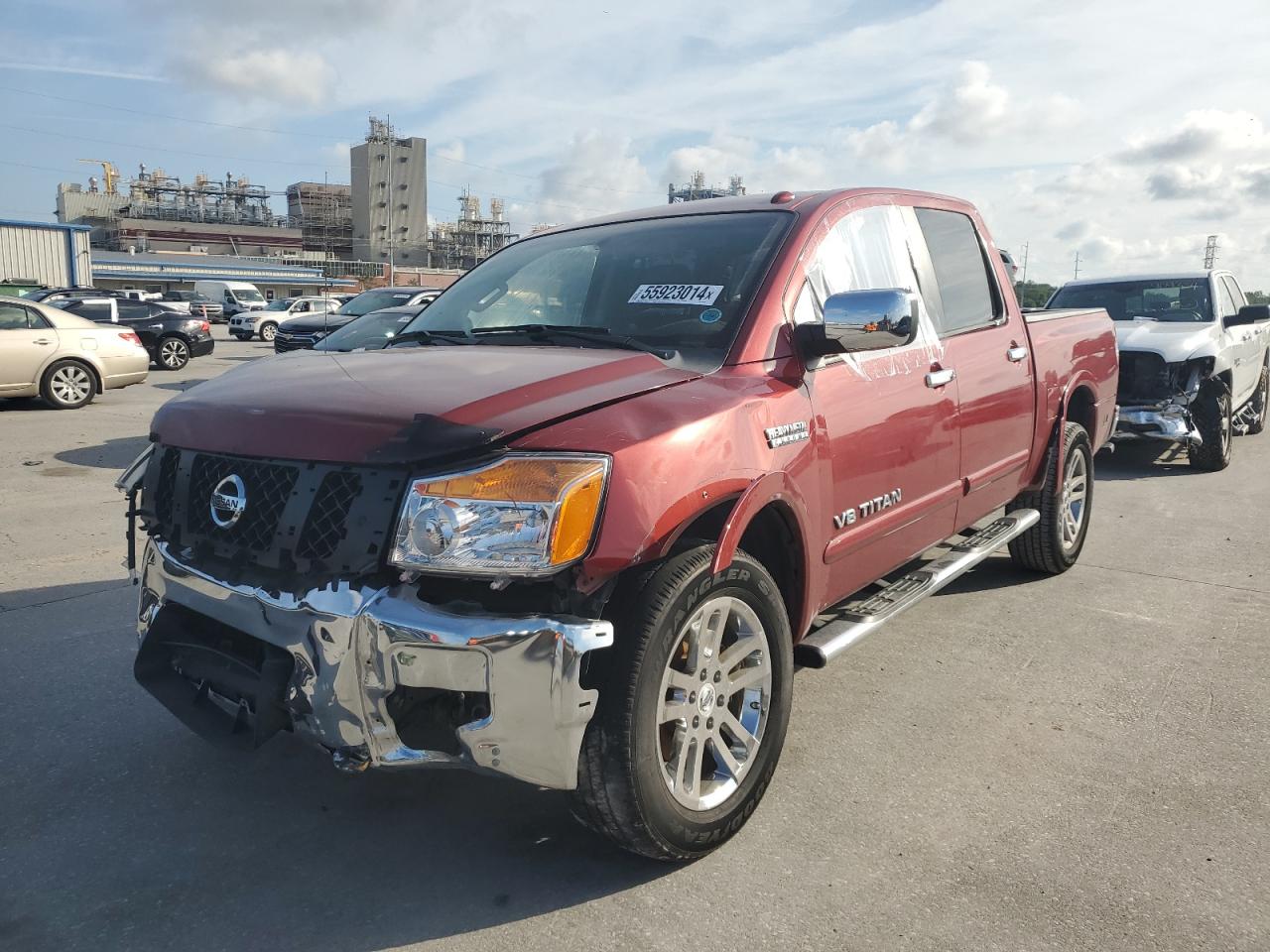 1N6BA0EC7FN505566 2015 Nissan Titan S