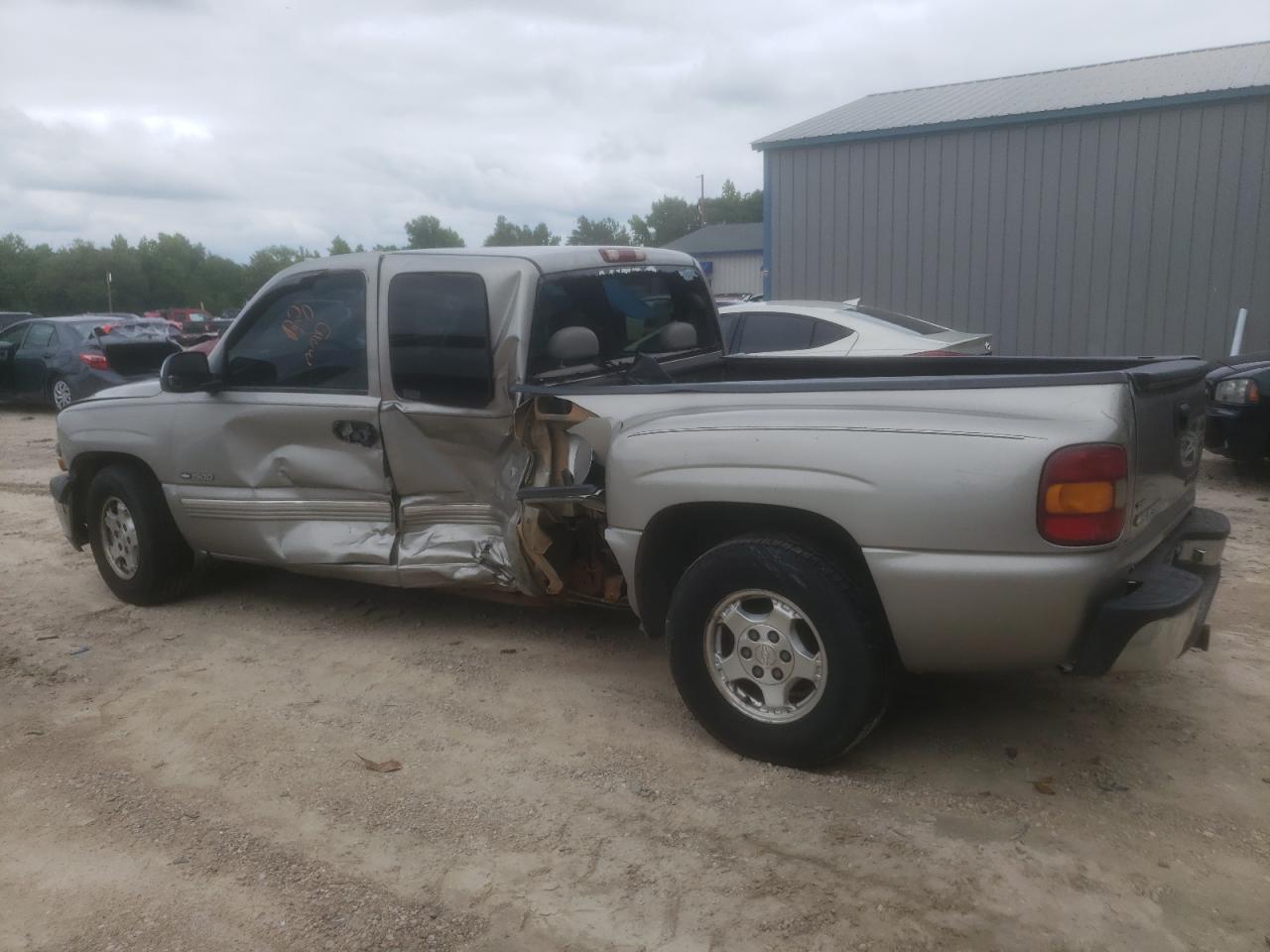 2GCEC19T9Y1157476 2000 Chevrolet Silverado C1500