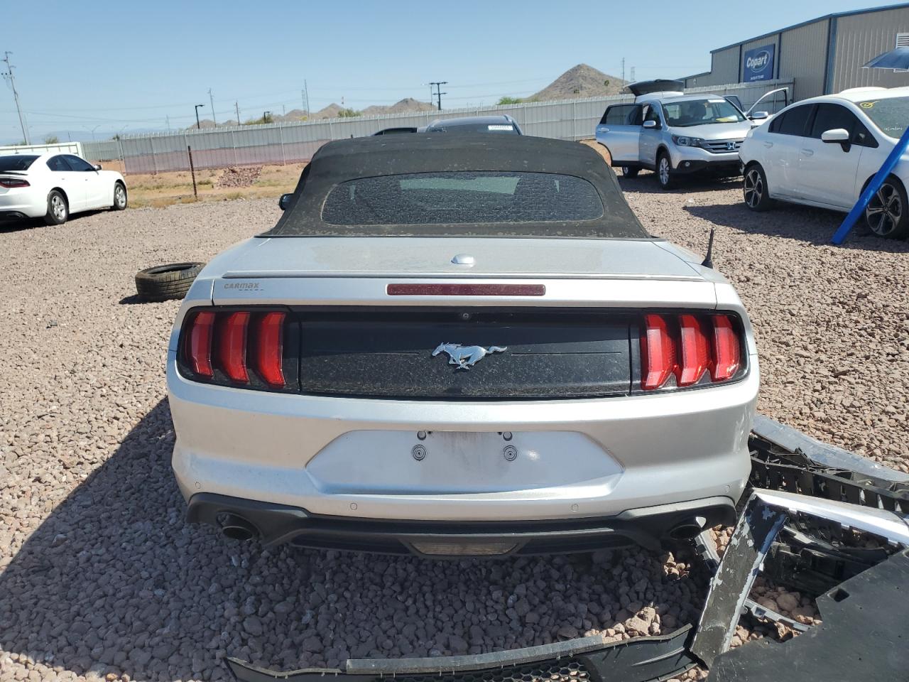 1FATP8UHXJ5110166 2018 Ford Mustang