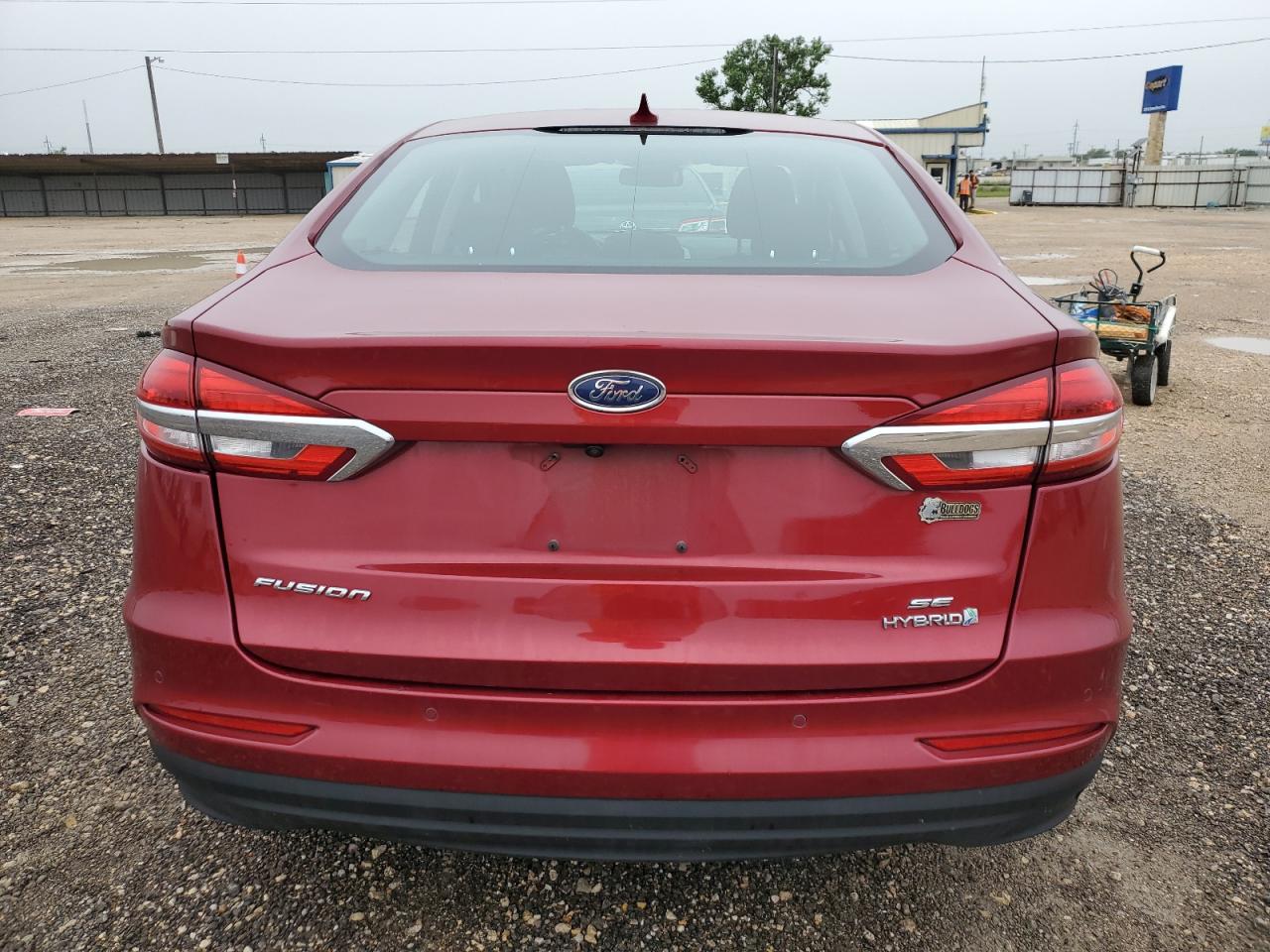 3FA6P0LU3KR263824 2019 Ford Fusion Se