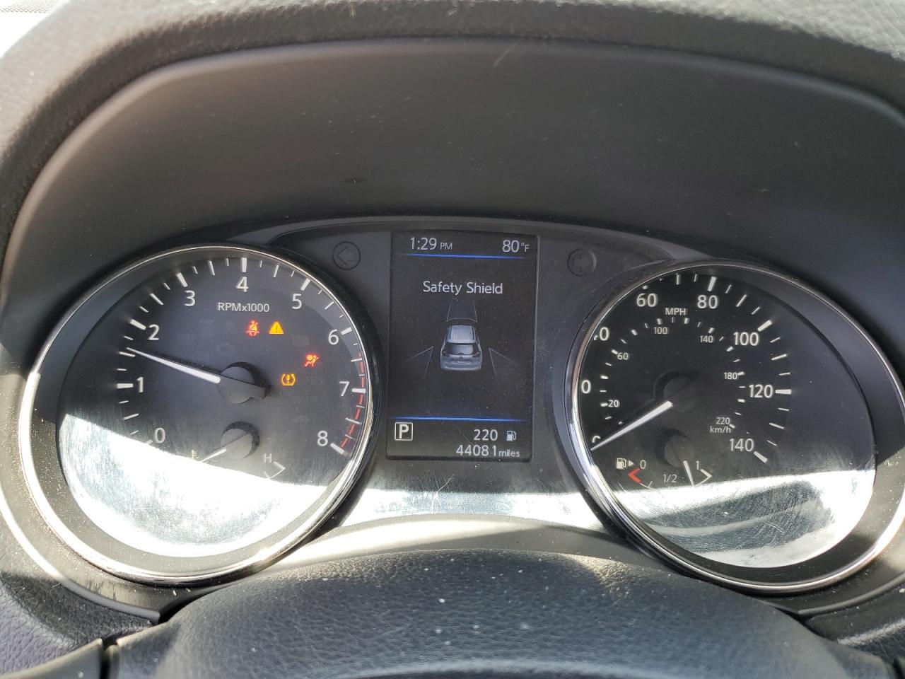 KNMAT2MT1JP582811 2018 Nissan Rogue S