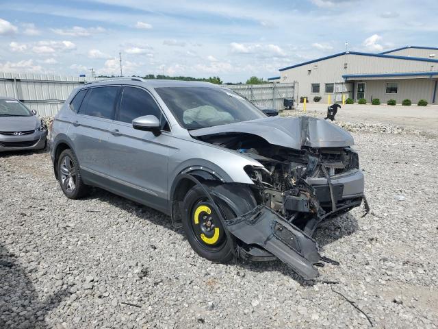 VIN 3VV2B7AX4LM007995 2020 Volkswagen Tiguan, SE no.4