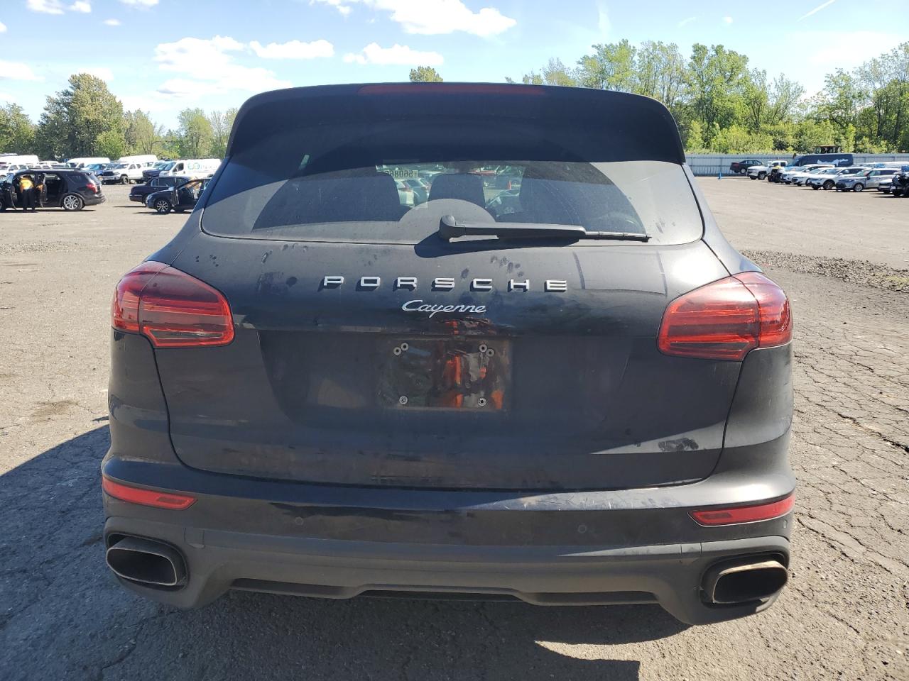 WP1AA2A20GKA10876 2016 Porsche Cayenne