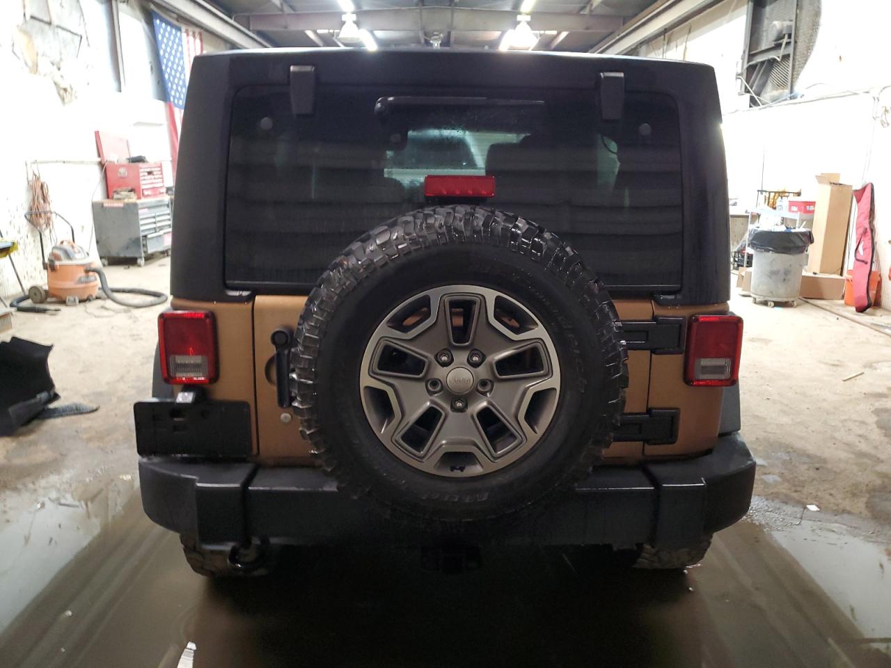 1C4HJWFG2FL624610 2015 Jeep Wrangler Unlimited Rubicon