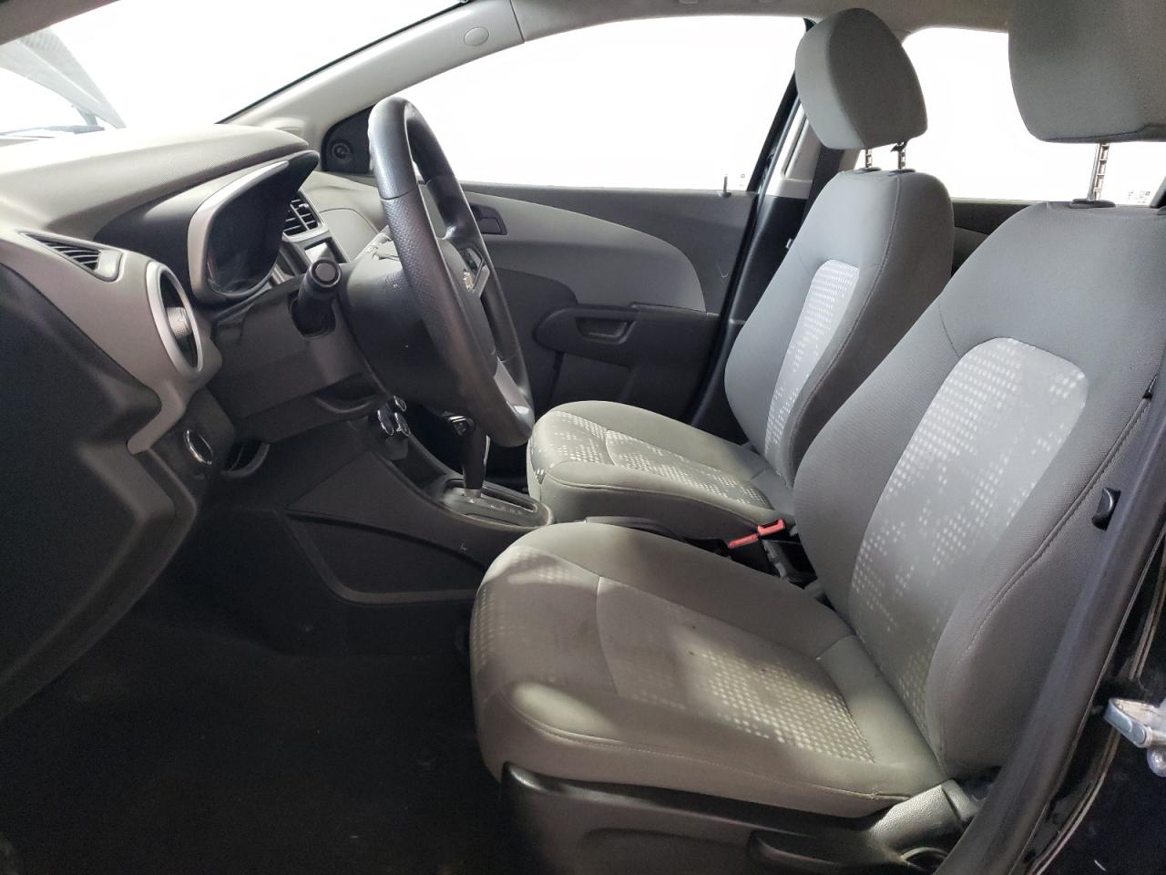 1G1JG6SB5K4137683 2019 Chevrolet Sonic