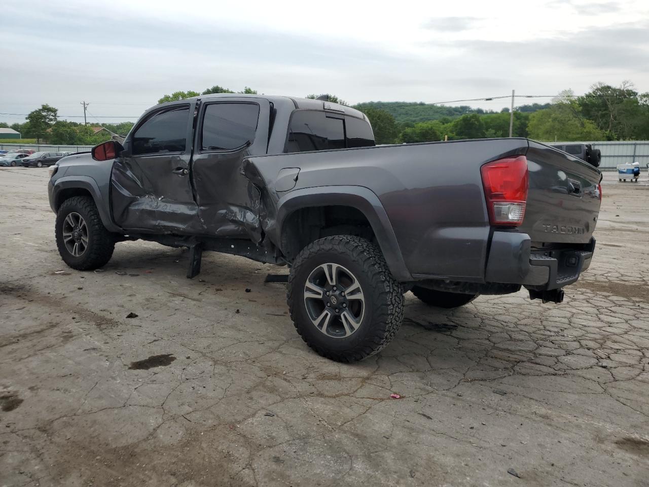 2017 Toyota Tacoma Double Cab vin: 3TMBZ5DN2HM006909