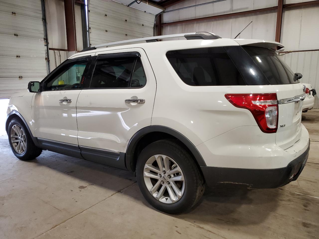 1FMHK8D86BGA57529 2011 Ford Explorer Xlt