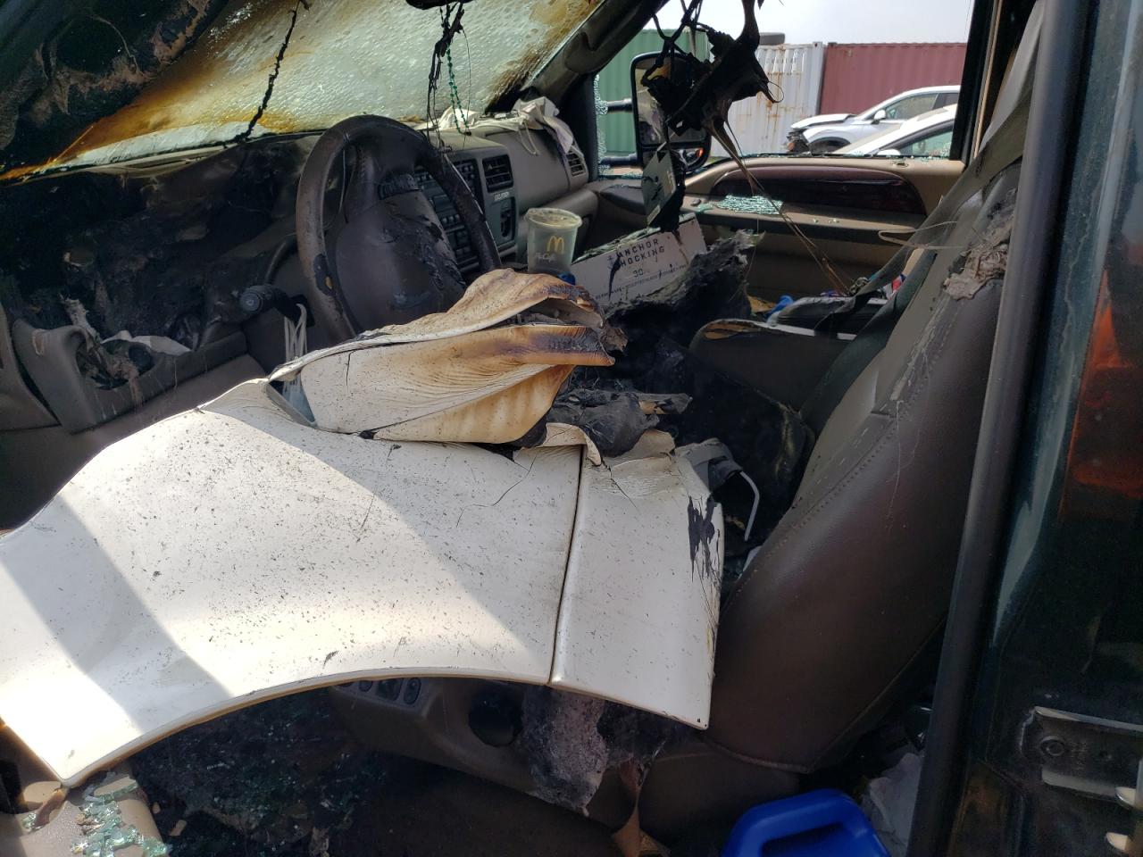 1FMSU45PX4EA15250 2004 Ford Excursion Eddie Bauer