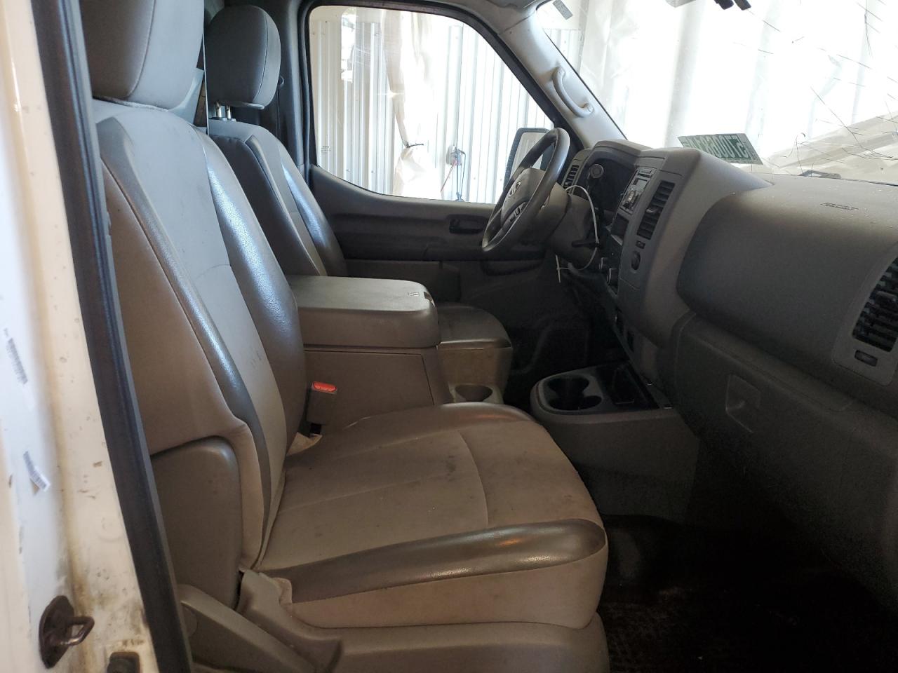 1N6BF0KY8GN802638 2016 Nissan Nv 1500 S