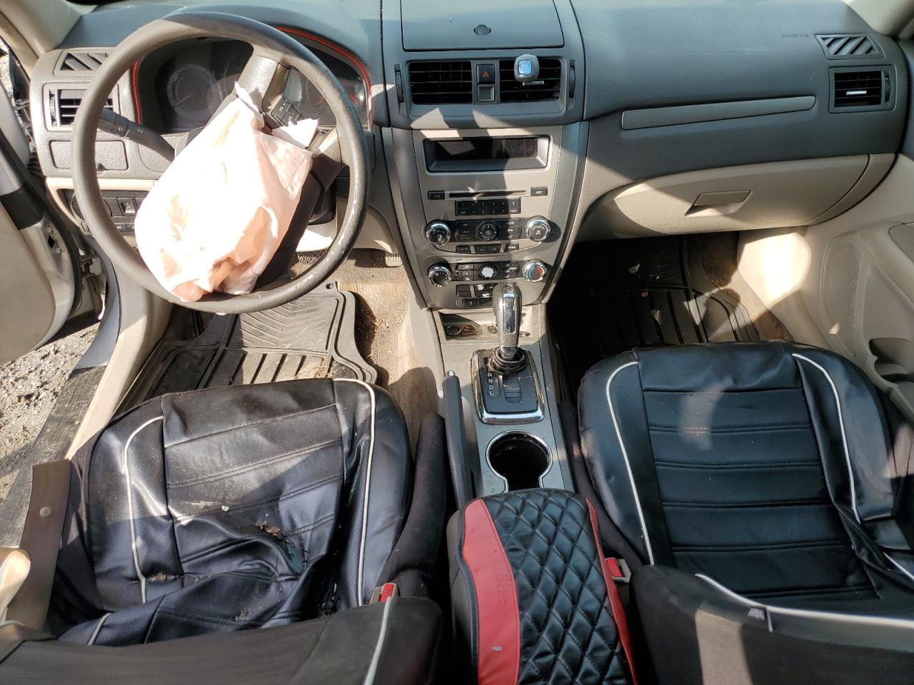 3FAHP0HA7AR157463 2010 Ford Fusion Se