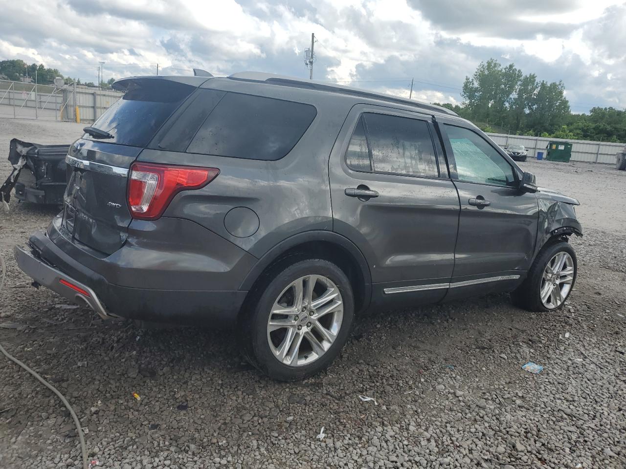 2017 Ford Explorer Xlt vin: 1FM5K8D84HGA83316