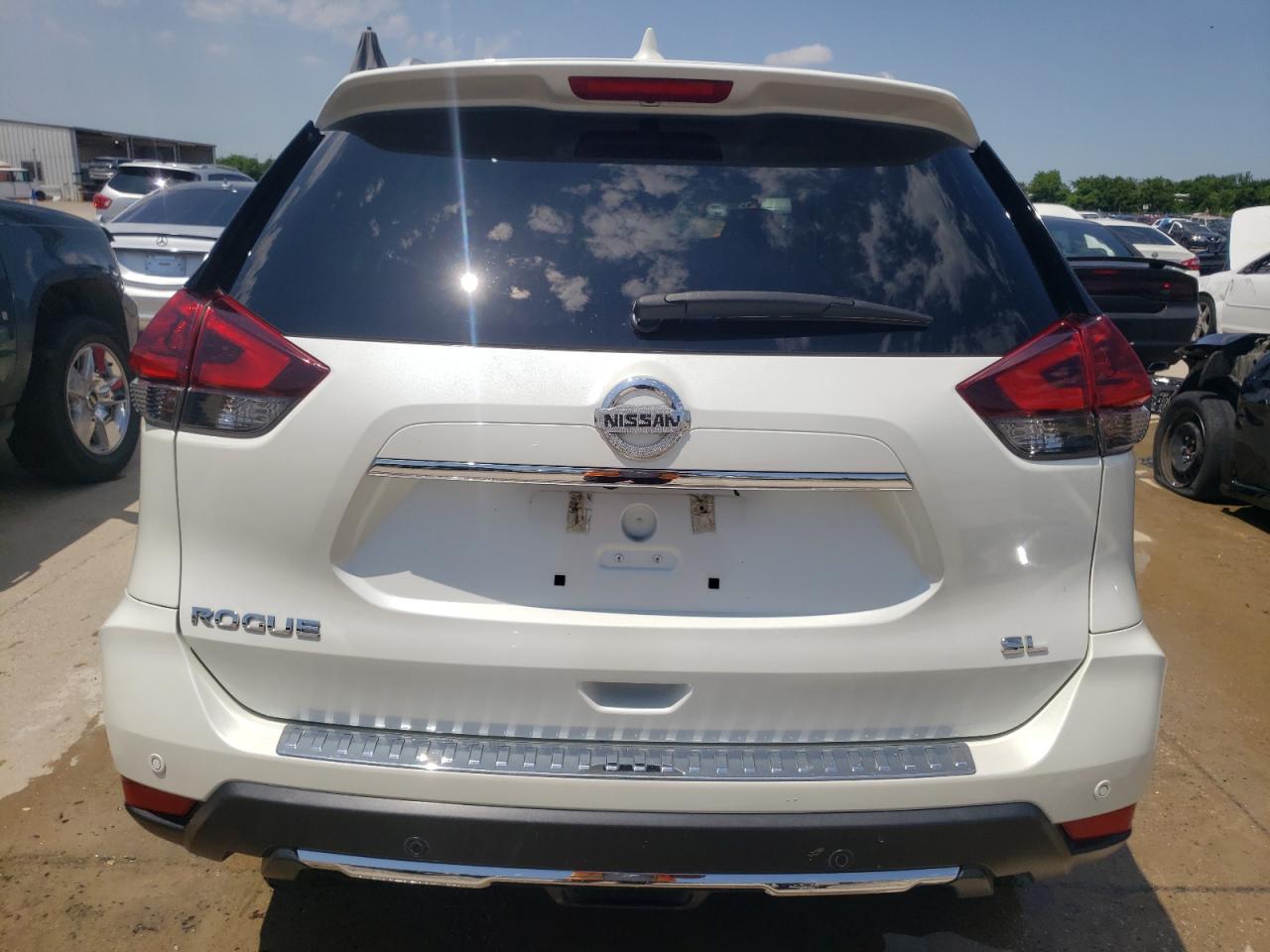 2020 Nissan Rogue S vin: 5N1AT2MT8LC709687