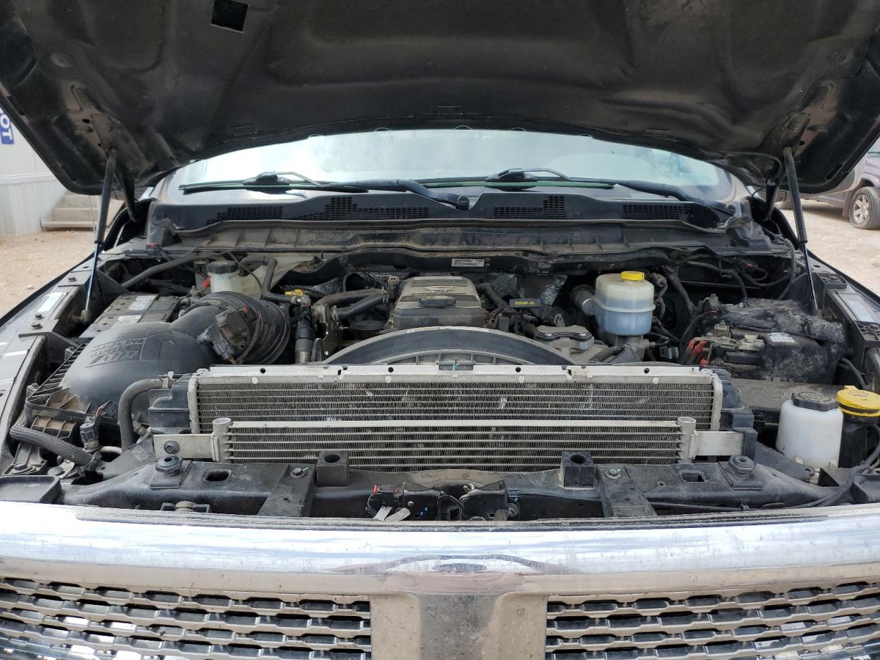 3C6UR5FL2JG216555 2018 Ram 2500 Laramie